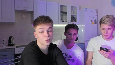 cute_joni  22-11-2022